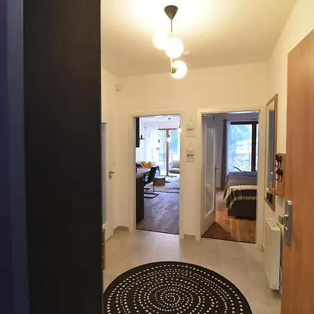 Milíř - Adults Only